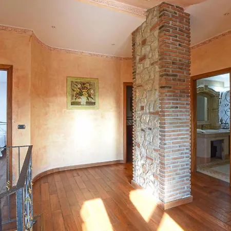 Stunning In Saline Ioniche Ferienhaus Saline Joniche