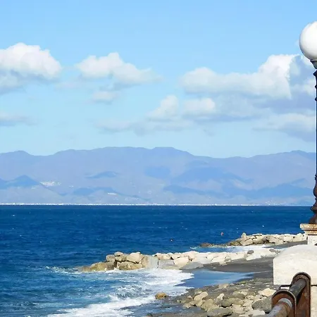 Stunning In Saline Ioniche *